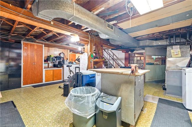226 Charing Cross St, House other with 3 bedrooms, 1 bathrooms and 5 parking in Brantford ON | Image 26