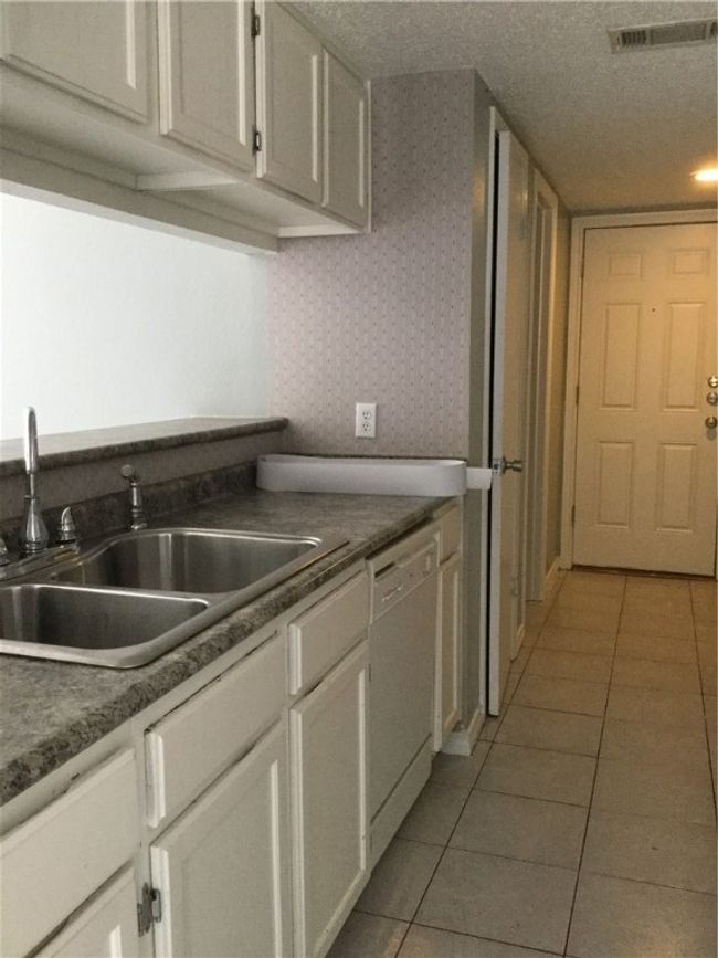 A - 13409 Saddlebrook Trl, Home with 2 bedrooms, 2 bathrooms and 2 parking in Austin TX | Image 4