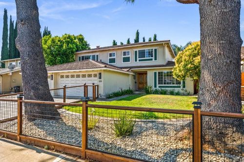 326 El Molino Way, San Jose, CA, 95119-1616 | Card Image