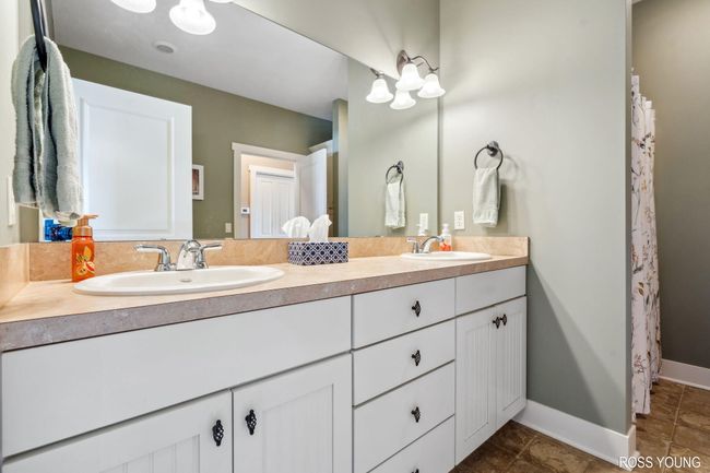 27-web-or-mls-A7400689 | Image 26