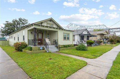 433 Monroe St, Gretna, LA, 70053-2044 | Card Image