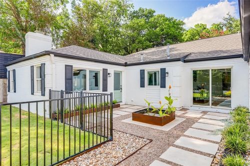 2900 Windsor Rd, Austin, TX, 78703-2346 | Card Image
