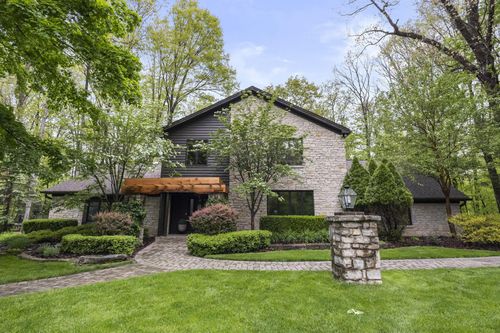 7757 Bridlespur Ln, Delaware, OH, 43015-9357 | Card Image