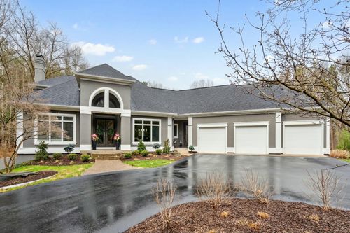4640 Catamount Trl, Ada, MI, 49301-8601 | Card Image