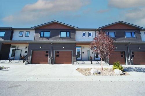 809-388 Pipeline Rd, Winnipeg, MB, R2P1Y3 | Card Image