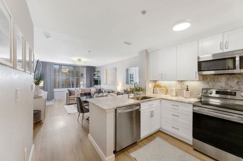 apt-b37-26 Ave At Port Imperial, West New York, NJ, 07093-8388 | Card Image