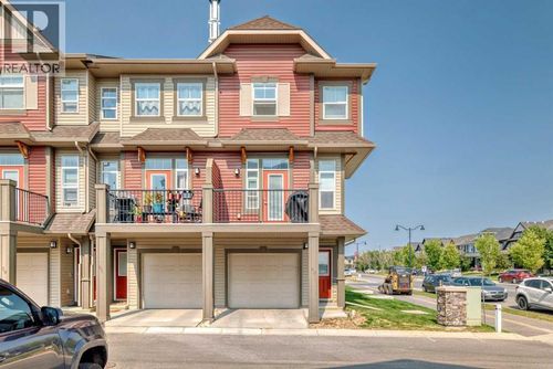 63 Legacy Path Se, Calgary, AB, T2X4H9 | Card Image