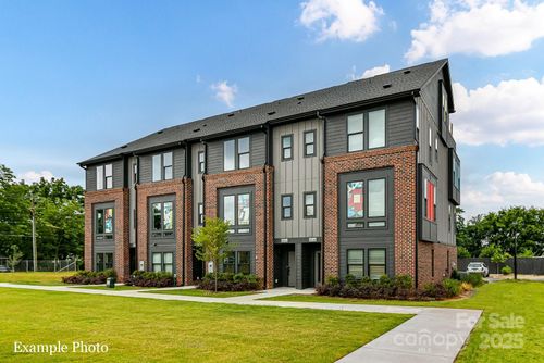 69-3006 Khan Park Dr, Charlotte, NC, 28206-4166 | Card Image