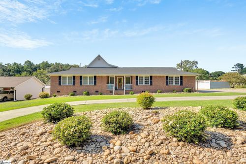29 Austin St, Williamston, SC, 29697-1001 | Card Image