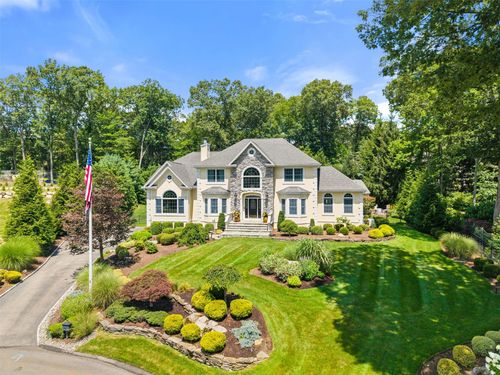 22 Perrins Peak Rd, Stony Point, NY, 10980-1736 | Card Image