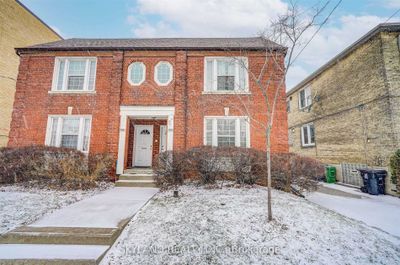 996 - 998 Avenue Rd, Home with 8 bedrooms, 4 bathrooms and 4 parking in Toronto ON | Image 2