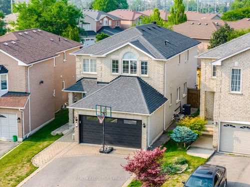 105 Solway Ave, Maple, ON, L6A2X1 | Card Image