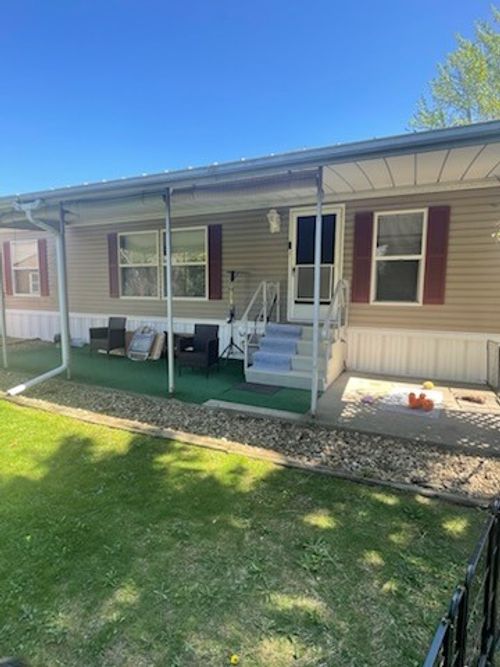914 Chester Dr, Cranberry Twp, PA, 16066 | Card Image
