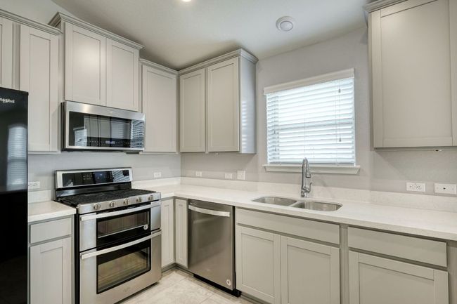 Kitchen | Image 7