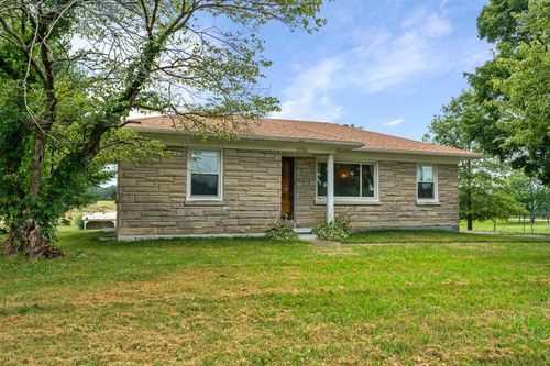 2725 Rhodelia Rd, Payneville, KY, 40157-7568 | Card Image