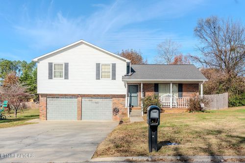 4309 Trelawny Ln, Powell, TN, 37849-5168 | Card Image