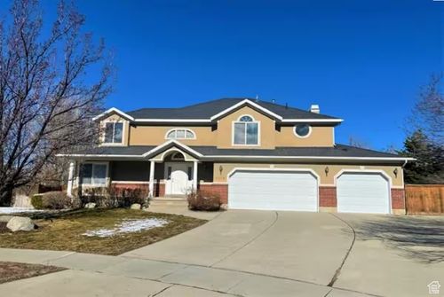 2009 E Sweetbriar Ln, Sandy, UT, 84092-6119 | Card Image