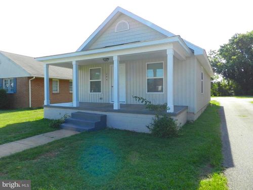 302 Claiborne Ave, FREDERICKSBURG, VA, 22405-2610 | Card Image