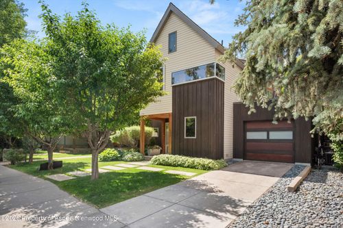 b-939 E Cooper Ave, Aspen, CO, 81611-2017 | Card Image
