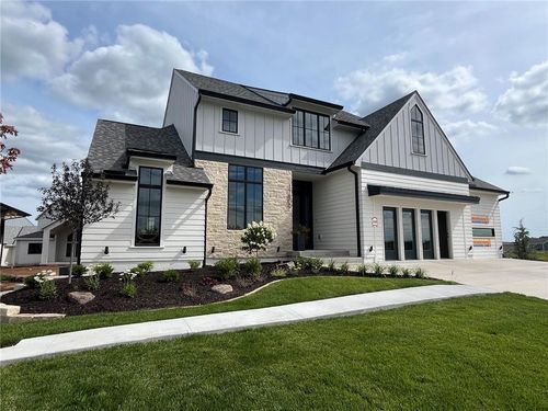 11809 W 181st St, Overland Park, KS, 66013-4409 | Card Image