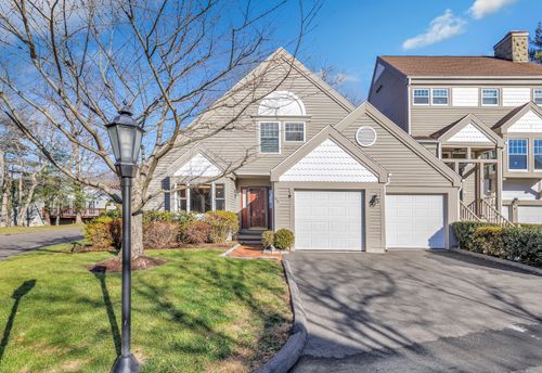 45-45 Greystone, Shelton, CT, 06484-3851 | Card Image