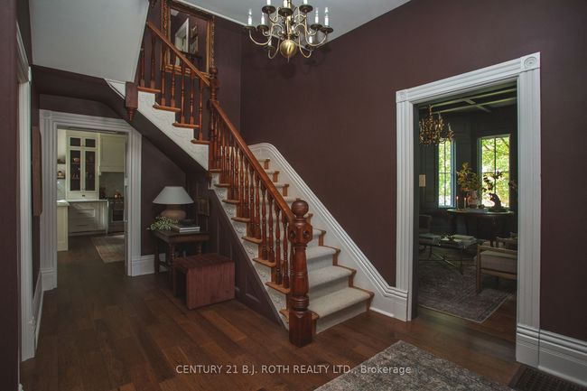 42 Burton Ave, House other with 3 bedrooms, 3 bathrooms and 2 parking in Barrie ON | Image 25