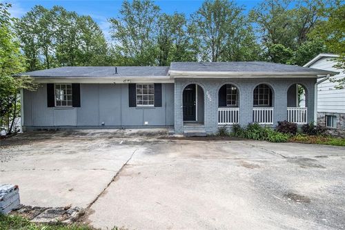 535 Transit Cir, College Park, GA, 30349-3555 | Card Image