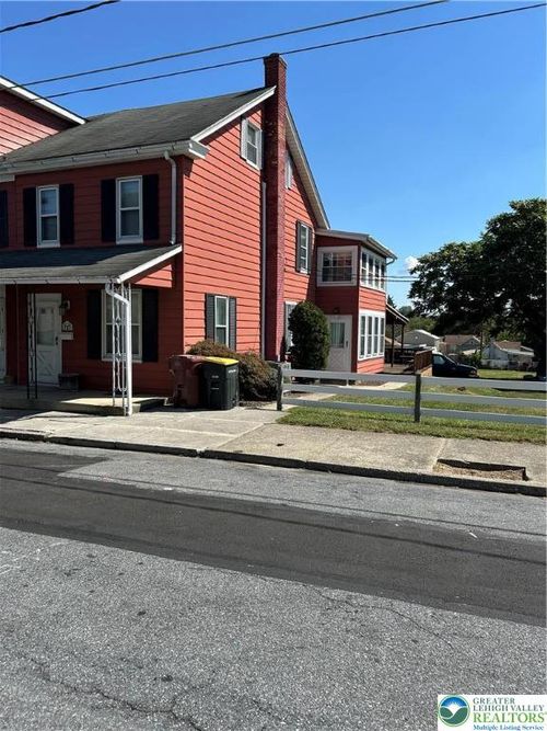 707 2nd St, Whitehall, PA, 18052-6603 | Card Image