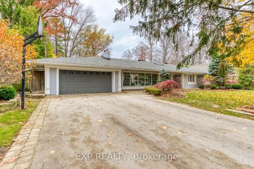 282 Burgundy Dr, Oakville, ON, L6J4G1 | Card Image