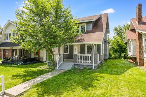 2219 E Meyer Blvd, Kansas City, MO, 64132-1138 | Card Image