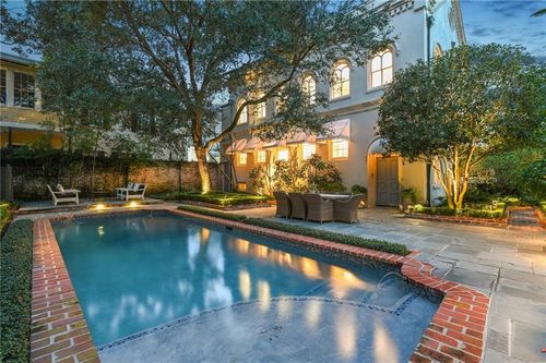 1518 1st St, New Orleans, LA, 70130-5816 | Card Image