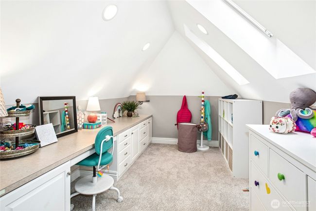 8150 Evergreen Ln, House other with 5 bedrooms, 4 bathrooms and 3 parking in Mercer Island WA | Image 29