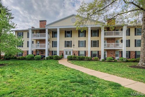 11-1512 Bedford Forge Court, Chesterfield, MO, 63017 | Card Image