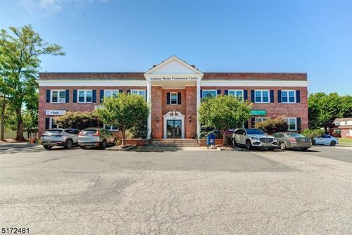 1341 Hamburg Tpke, Wayne, NJ, 07470-4060 | Card Image