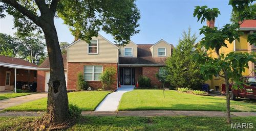 6830 Roberts Ave, University City, MO, 63130-1932 | Card Image
