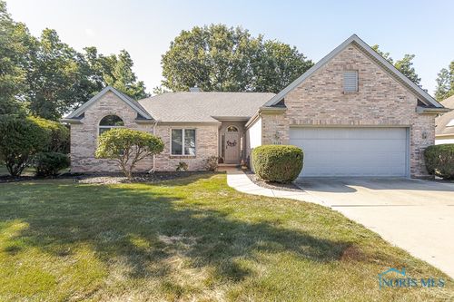 8129 Bridgehampton Dr, Waterville, OH, 43566-9609 | Card Image