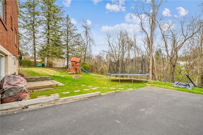 48 Samoa Dr, House other with 3 bedrooms, 2 bathrooms and 3 parking in Pittsburgh PA | Image 25