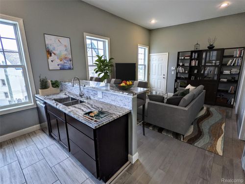 3-1786 Willis St, Detroit, MI, 48208-2764 | Card Image