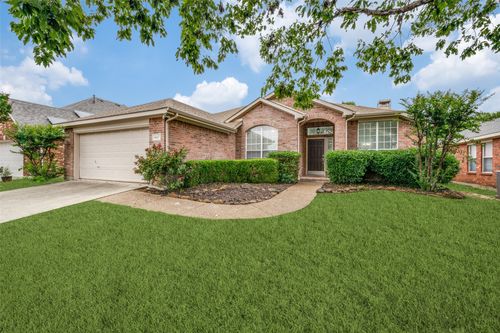 1617 Redwood Dr, Corinth, TX, 76210-4142 | Card Image