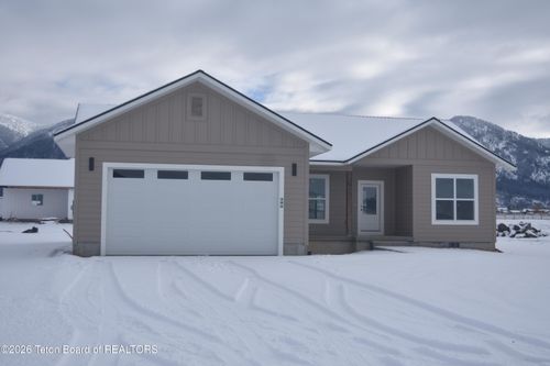 626 Little Greys Loop, Freedom, WY, 83120 | Card Image
