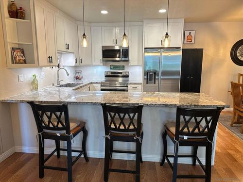 apt-25-425 Autumn Dr, San Marcos, CA, 92069-2837 | Card Image