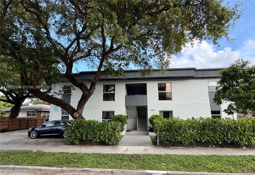 3-1305 Nw 4th St, Miami, FL, 33125 | Card Image