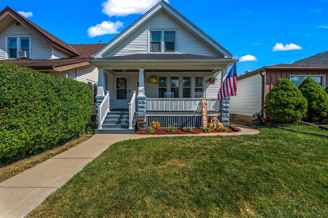73rd St, Milwaukee, WI 53219