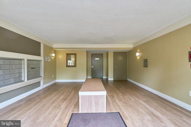 APT-205 - 7621 Tremayne Pl, Condo with 2 bedrooms, 1 bathrooms and null parking in MCLEAN VA | Image 9