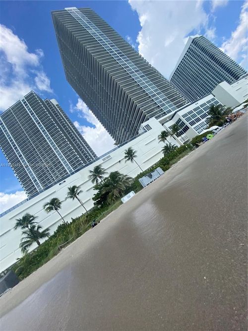 apt-2909-1800 S Ocean Dr, Hallandale Beach, FL, 33009-7728 | Card Image