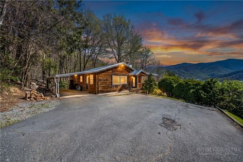 184 Dutch Treat Rd, Banner Elk, NC, 28604-8669 | Card Image
