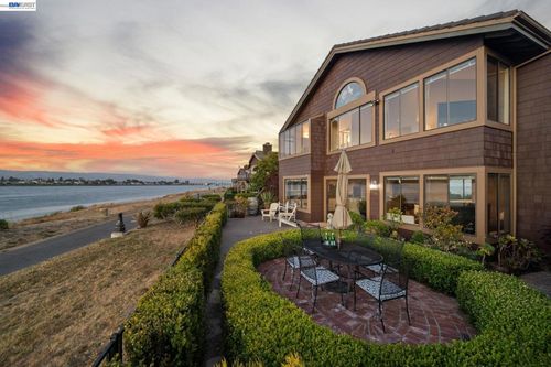 2857 Sea View Pkwy, Alameda, CA, 94502-6400 | Card Image