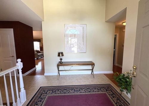 33878 Au Sable Dr, Chesterfield, MI, 48047-4390 | Card Image