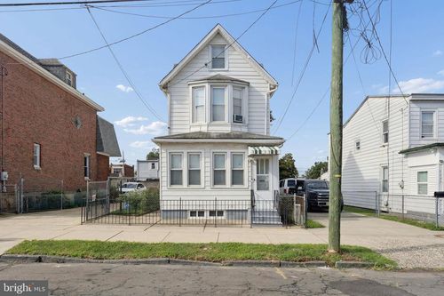 1133 N 25th St, CAMDEN, NJ, 08105-3827 | Card Image