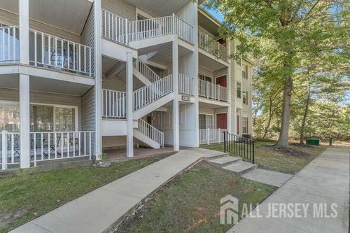 18 Sheffield Ct, North Brunswick, NJ, 08902-4296 | Card Image